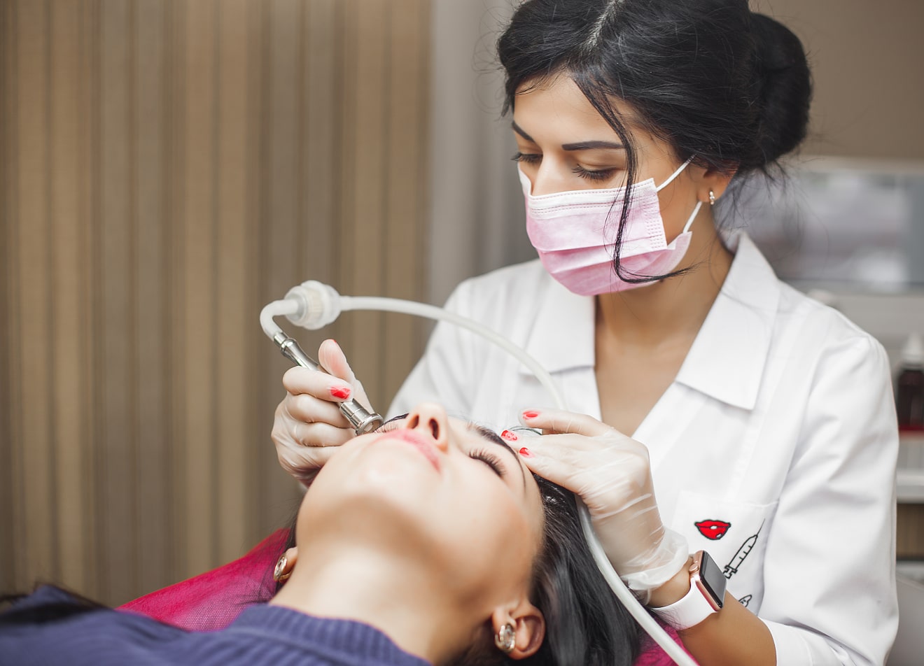 Signature Hydrafacial